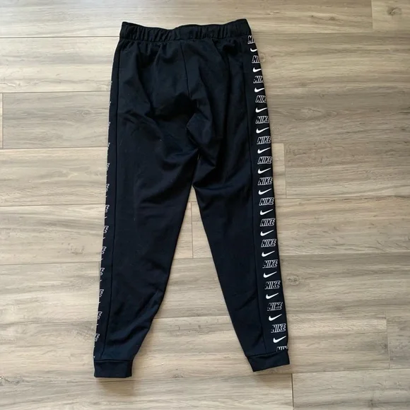 Nike Joggers Size Small 27 Inch Inseam - Picture 7 of 7